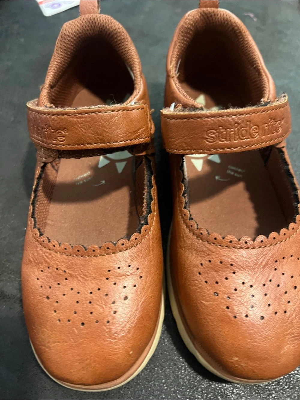 Stride Rite Toddler Girls Tan Mary Jane Shoes Size 11